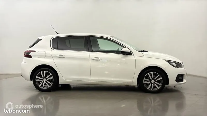 Peugeot 308 2020 photo 4