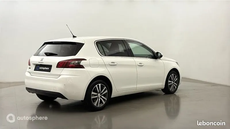 Peugeot 308 2020 photo 5
