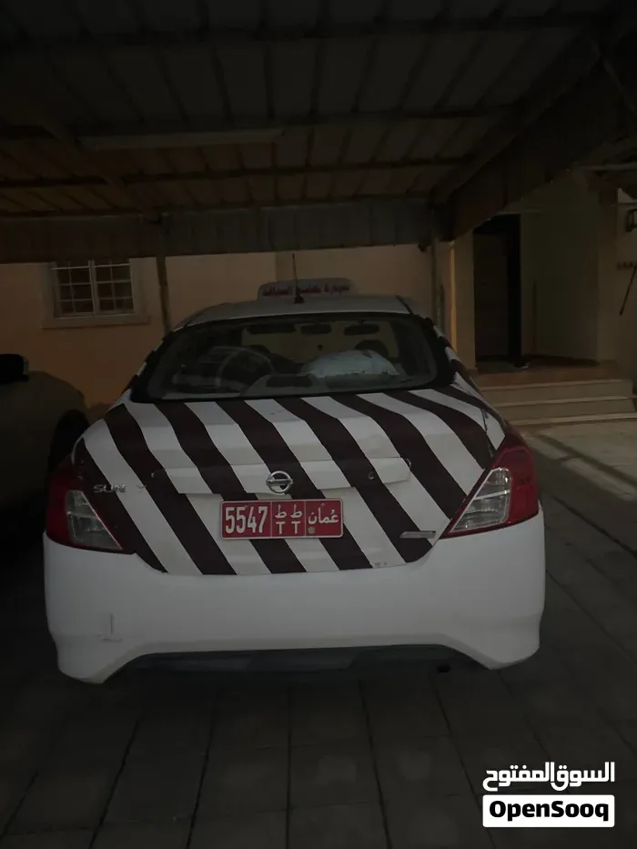 Nissan Sunny 2018 photo 2
