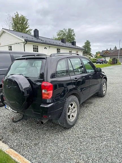 Toyota Rav4 2003 photo 2