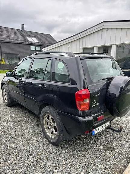 Toyota Rav4 2003 photo 3