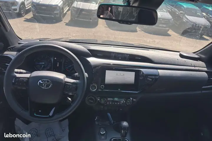 Toyota Hilux 2026 photo 3