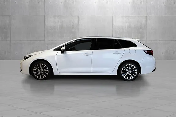 Toyota Corolla 2024 photo 2