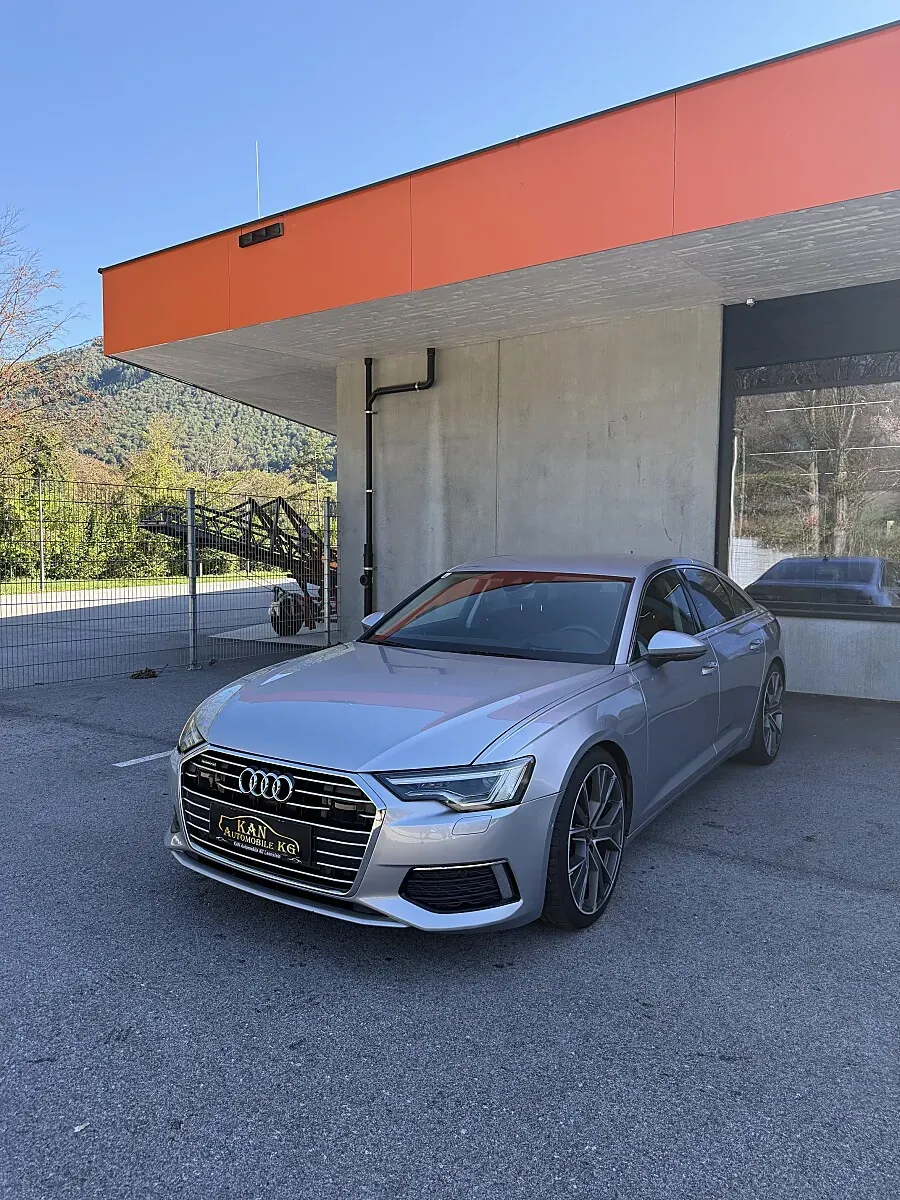 Audi A6 2022 photo 2