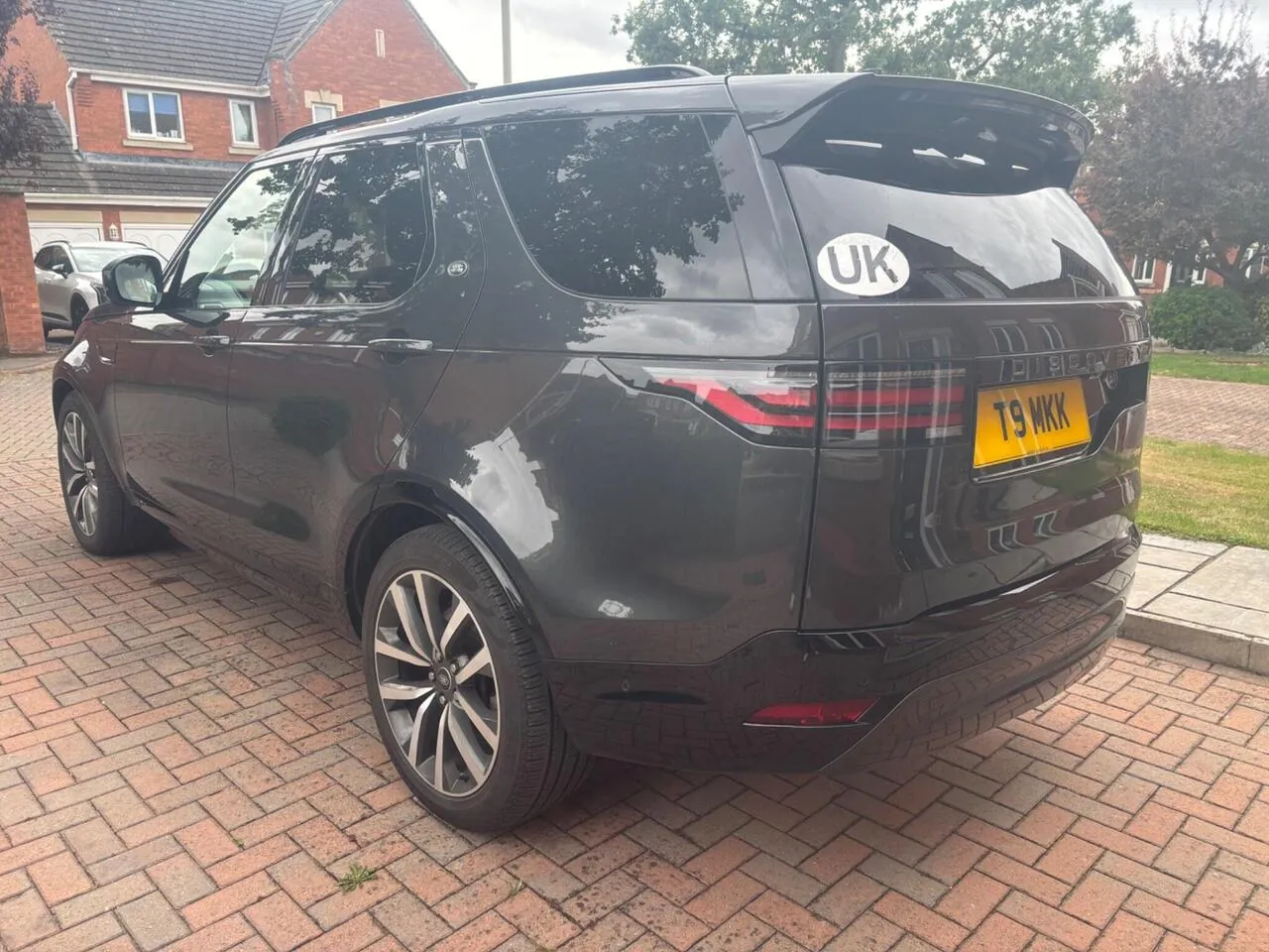 Land Rover Discovery 2021 photo 4