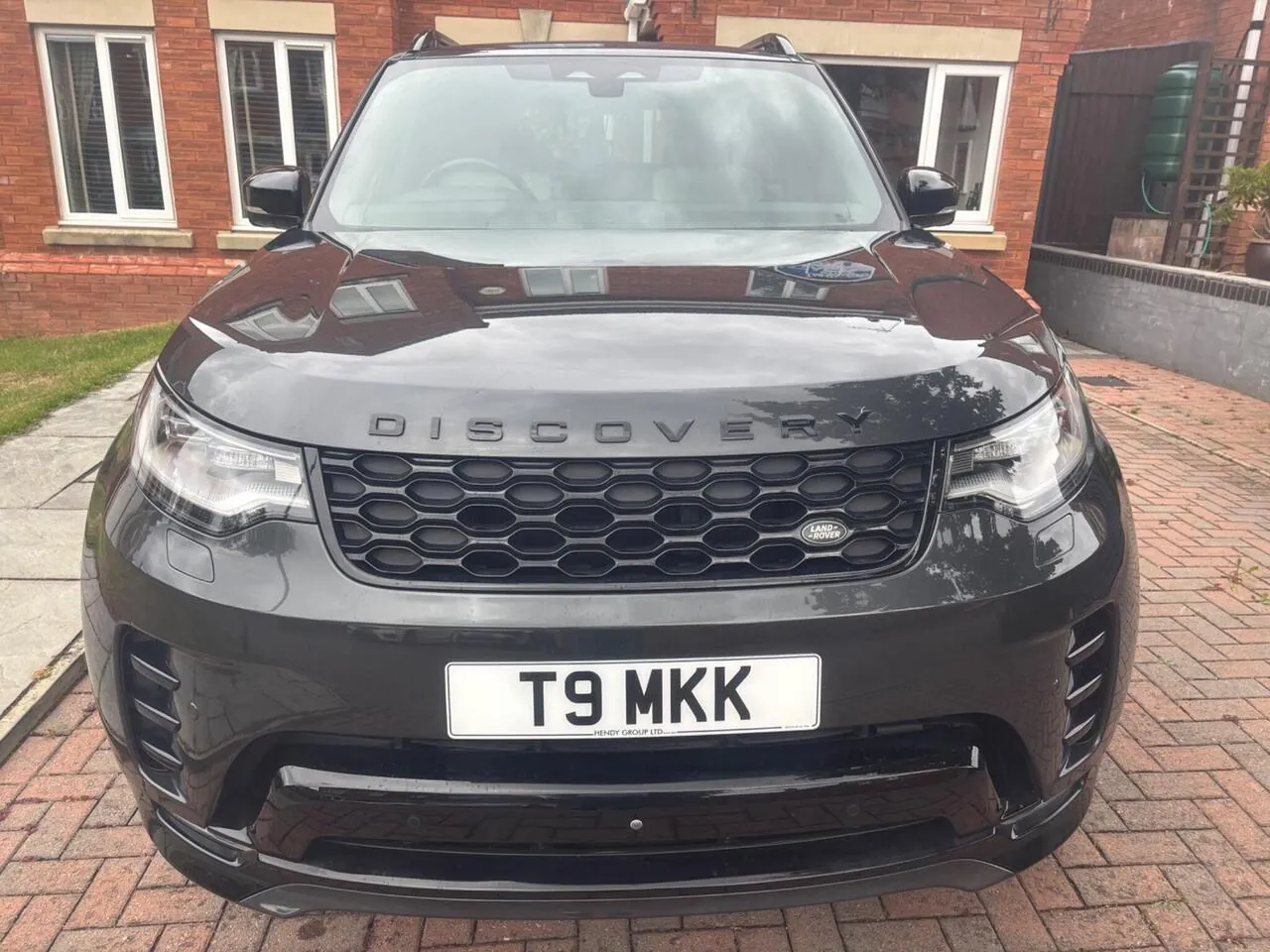 Land Rover Discovery 2021 photo 2