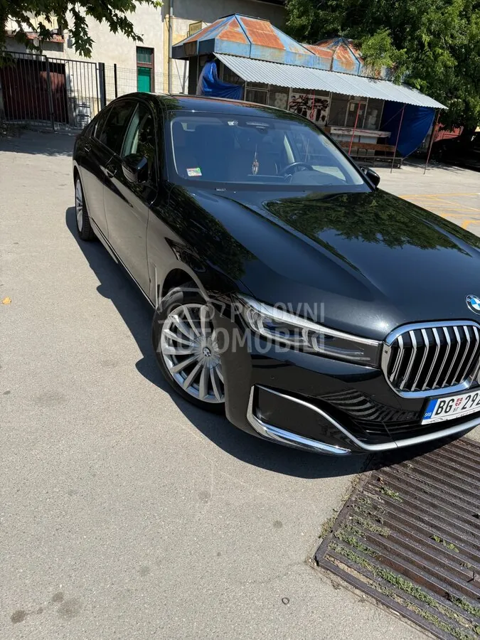 BMW 740 2022 photo 3