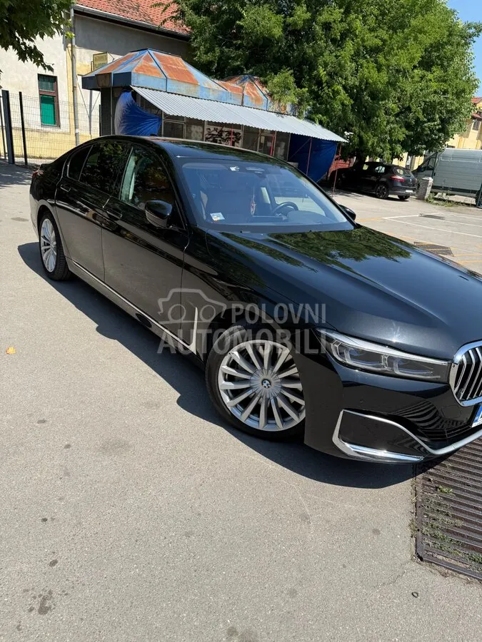 BMW 740 2022 photo 4