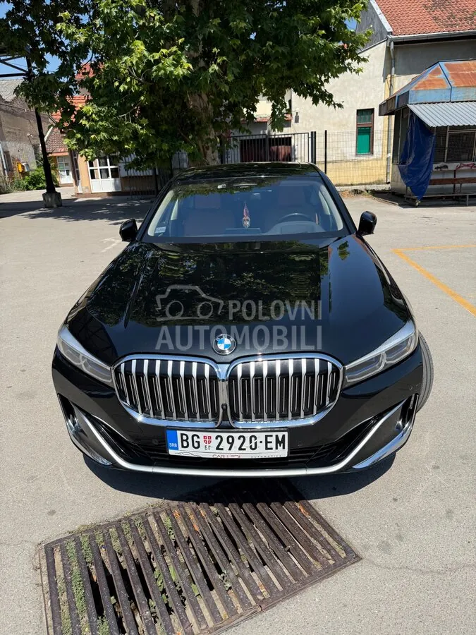 BMW 740 2022 photo 2