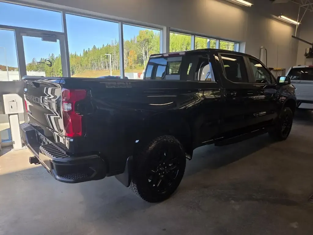 Chevrolet Silverado 1500 2025 photo 5