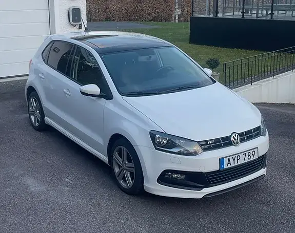 Volkswagen Polo 2014 photo 2