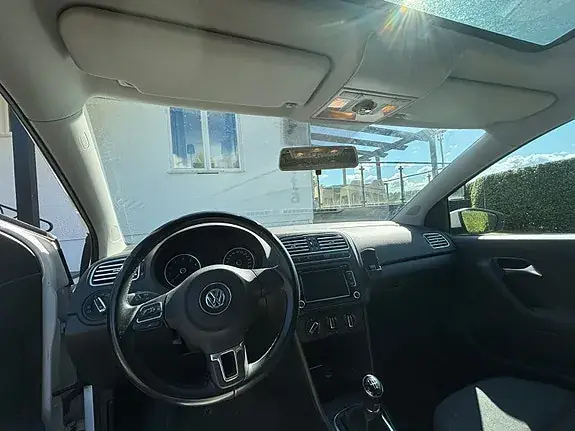 Volkswagen Polo 2014 photo 3