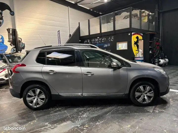 Peugeot 2008 2016 photo 4