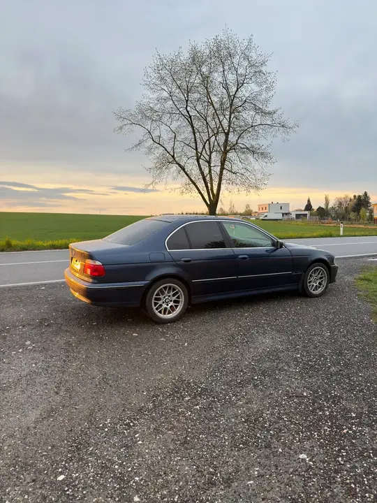 BMW 5 Series 1997 photo 2