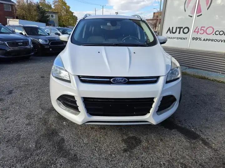 Ford Escape 2016 photo 2