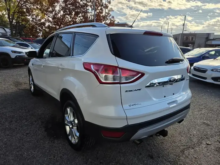 Ford Escape 2016 photo 5