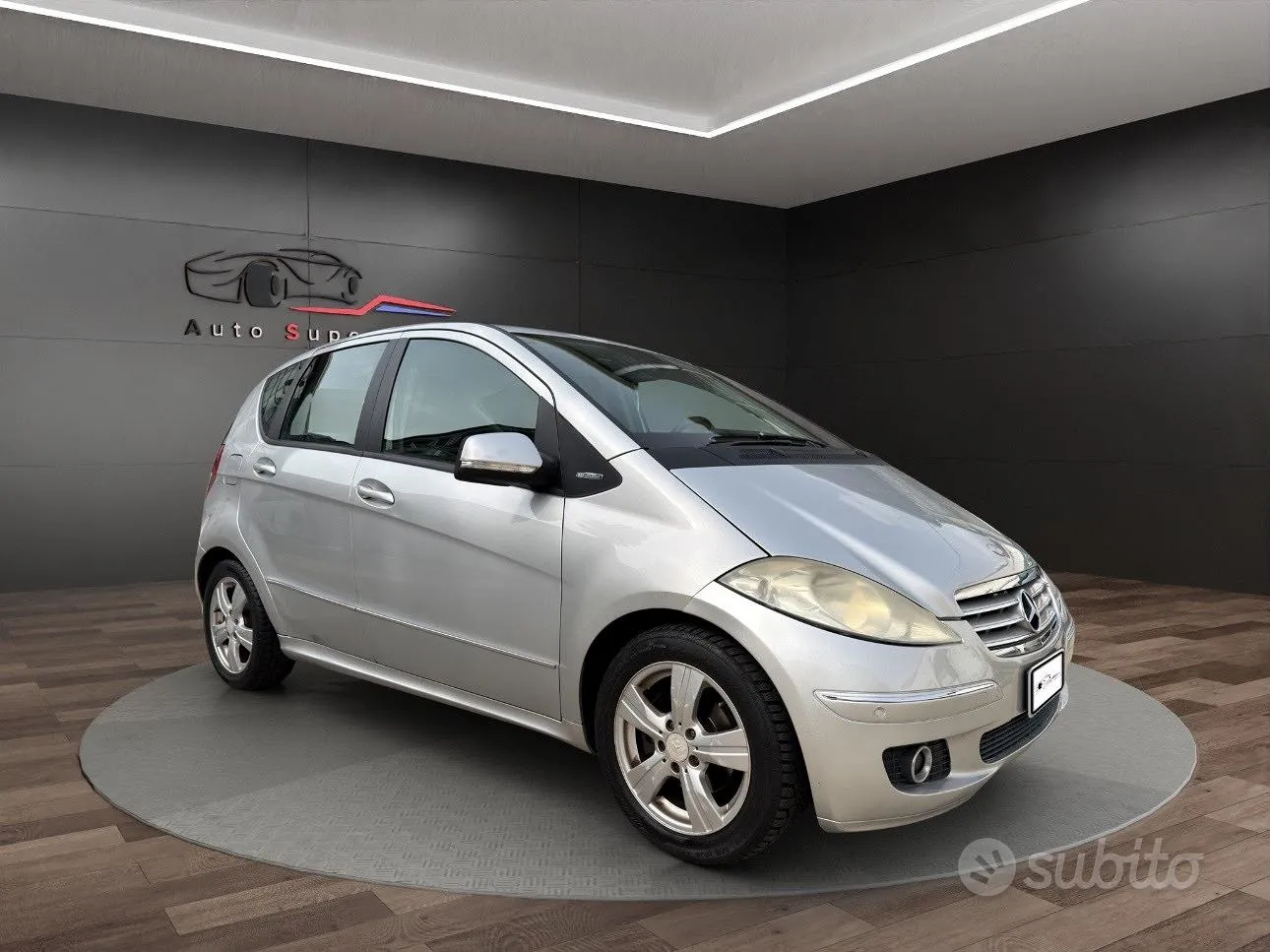 Mercedes-Benz A 170 2009 photo 2