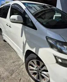 Toyota Alphard 2010 photo 4