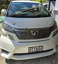 Toyota Alphard 2010 photo 2
