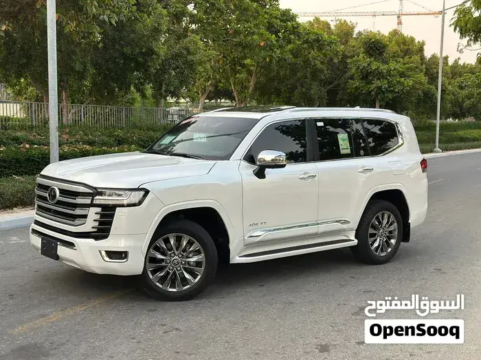 Toyota Land Cruiser 2024 photo 3