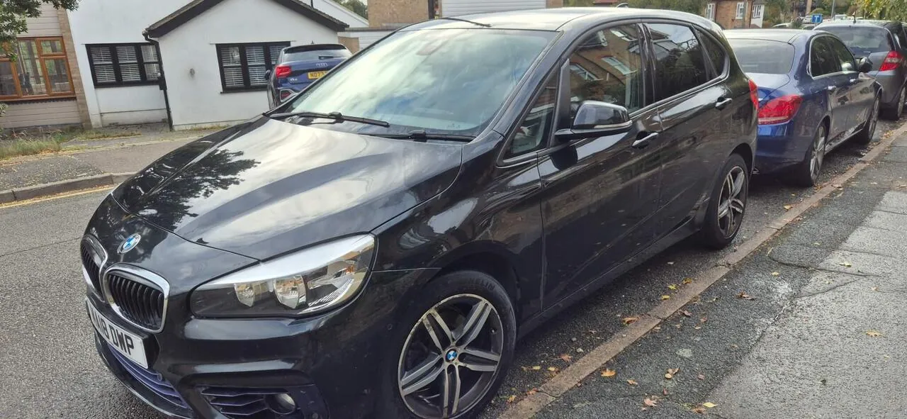 BMW 2 Series Active Tourer 2018 photo 2