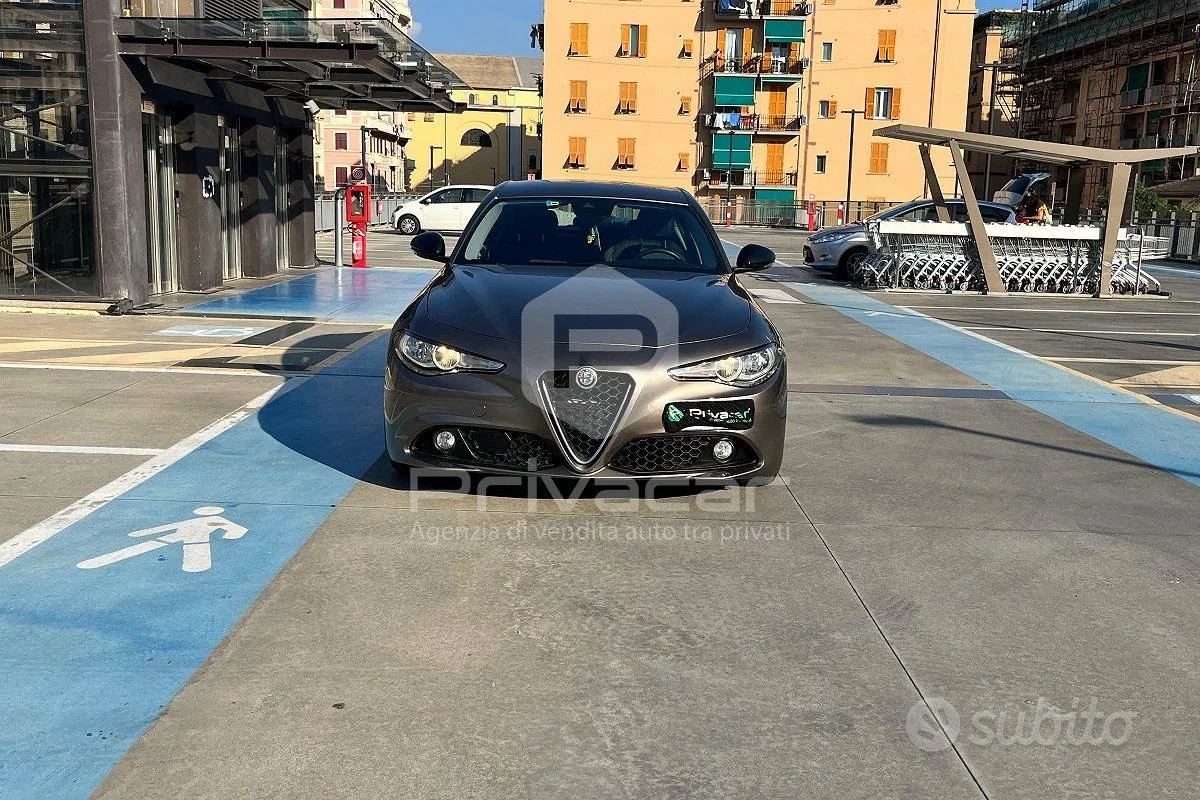 Alfa Romeo Giulia 2017 photo 2