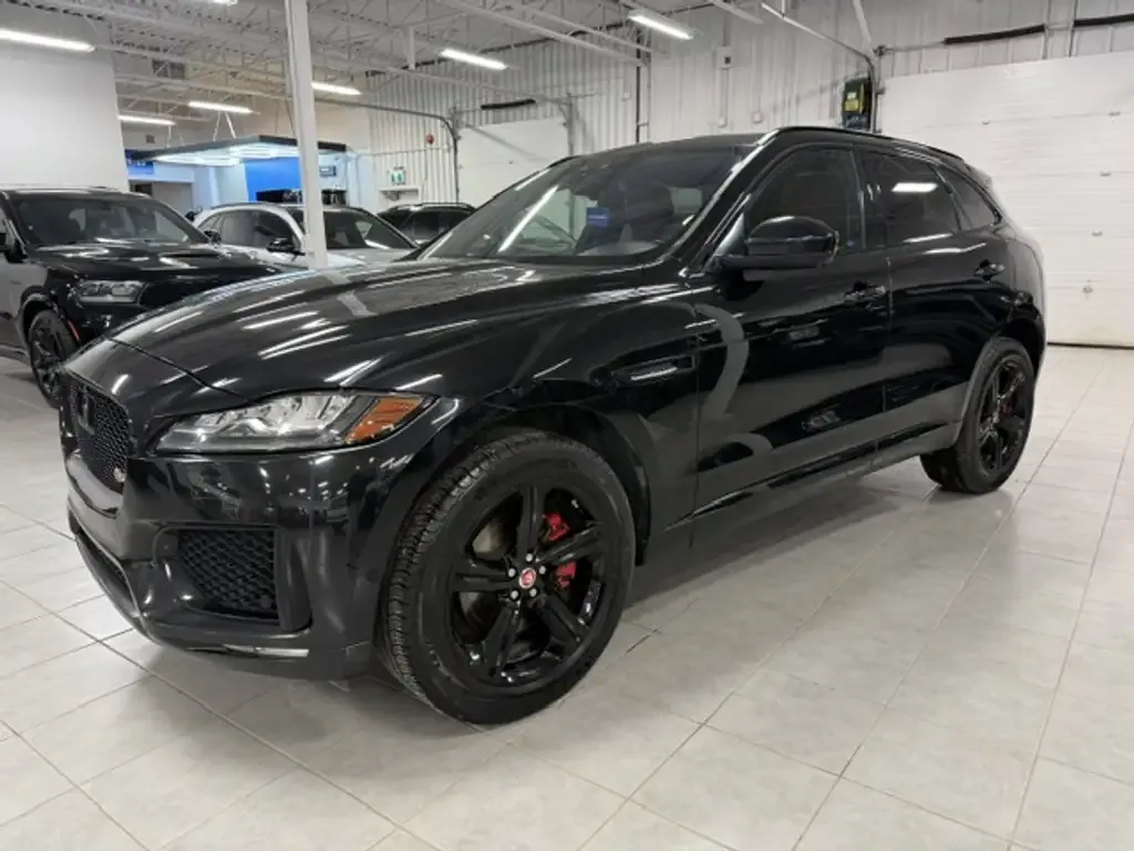 Jaguar F-Pace 2017 photo 2