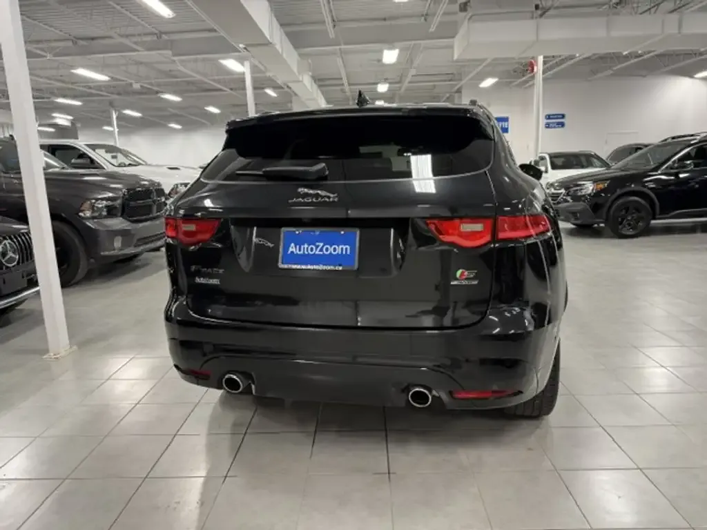 Jaguar F-Pace 2017 photo 3