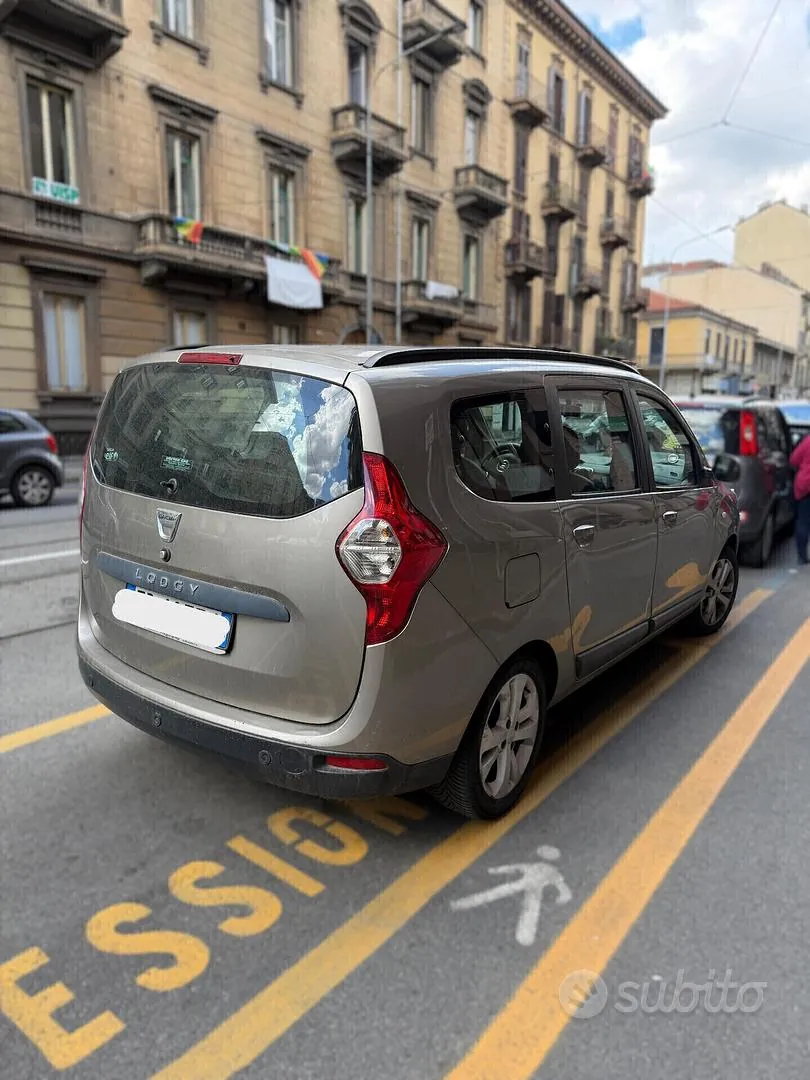 Dacia Lodgy 2013 photo 4