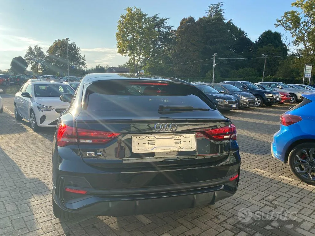 Audi Q3 2022 photo 5