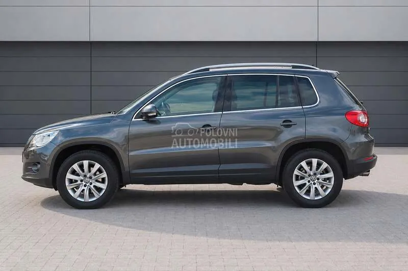 Volkswagen Tiguan 2010 photo 2