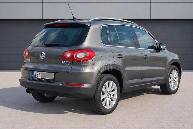 Volkswagen Tiguan 2010 photo 4