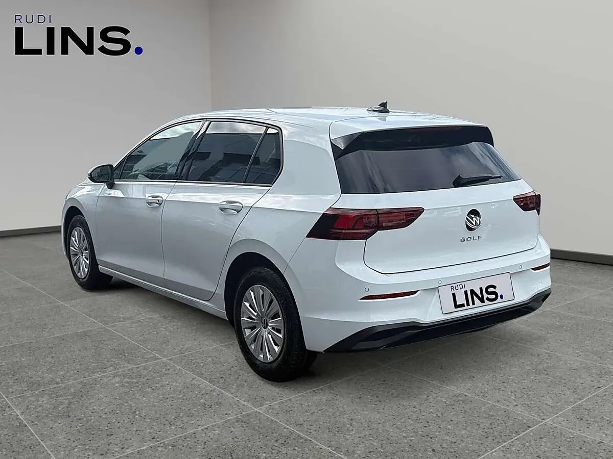 Volkswagen Golf 2026 photo 3
