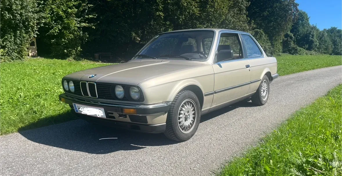 BMW 3 Series 1985 photo 2