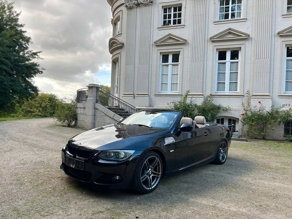 BMW 320I