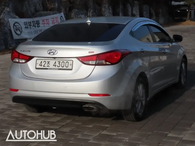 Hyundai Avante 2014 photo 3