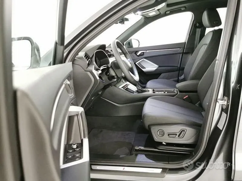 Audi Q3 2024 photo 5