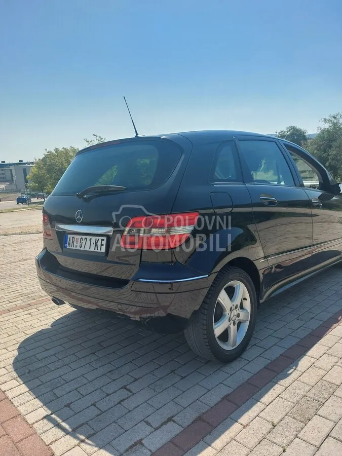 Mercedes-Benz B 180 2006 photo 4