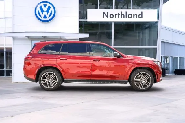 Mercedes-Benz Gls 2023 photo 3