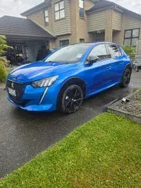 Peugeot 208 2021 photo 4