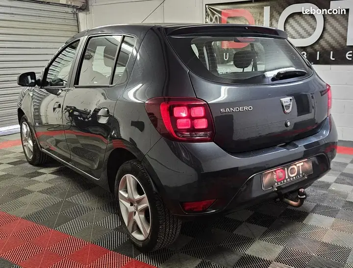 Dacia Sandero 2018 photo 4