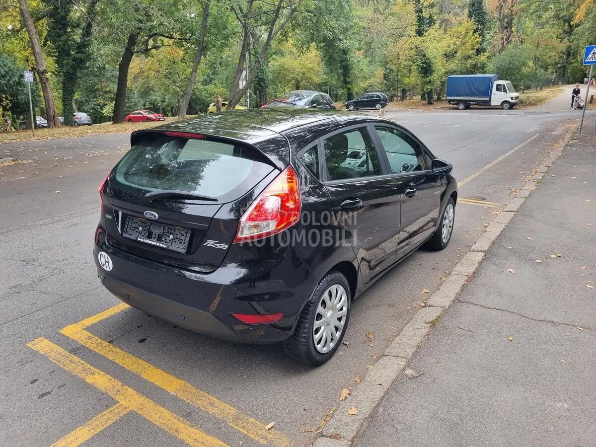Ford Fiesta 2015 photo 5