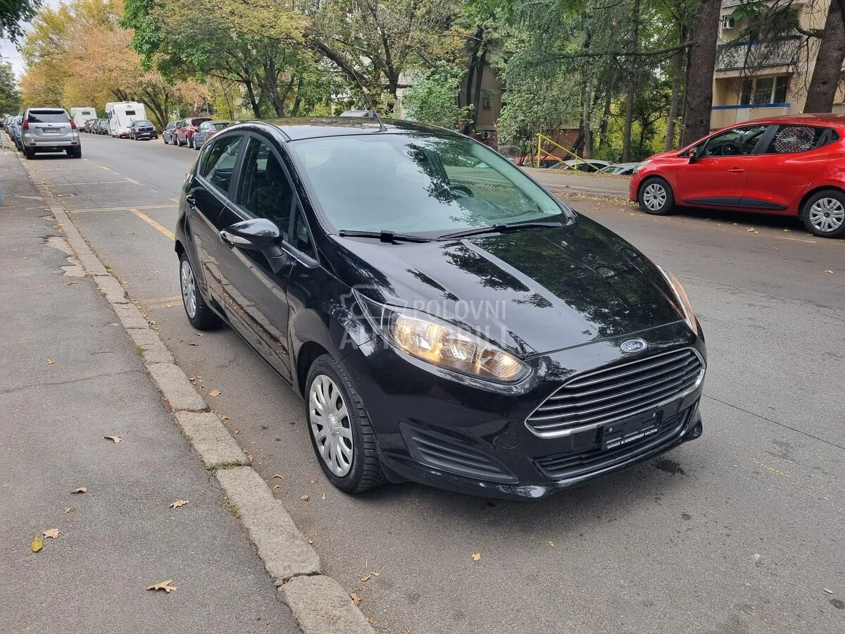 Ford Fiesta 2015 photo 3