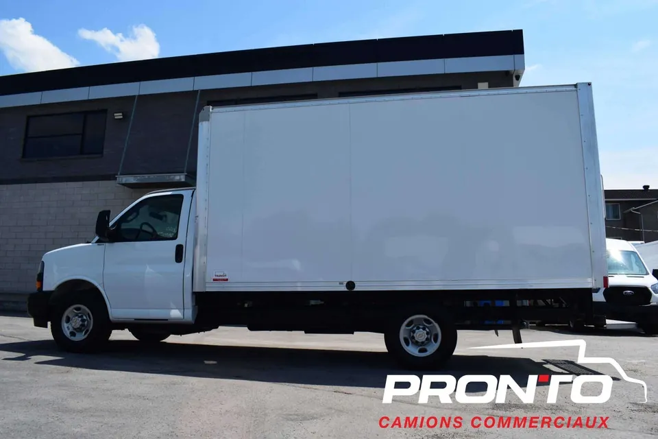 Chevrolet Express 2025 photo 3