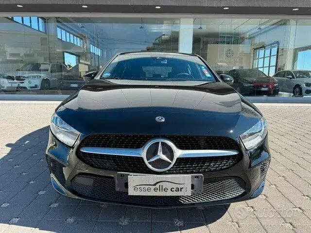 Mercedes-Benz A 200 2019 photo 2