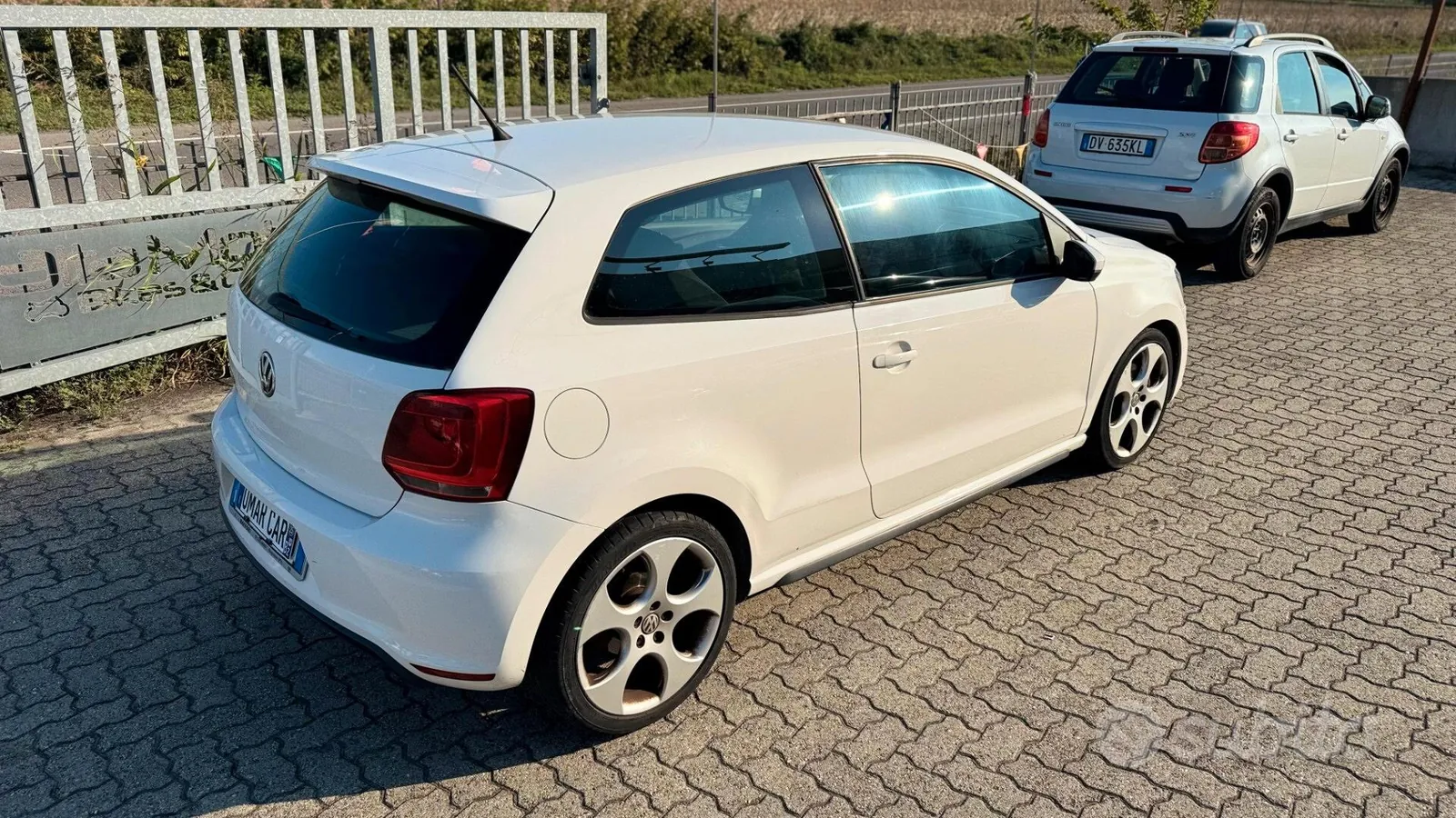 Volkswagen Polo 2011 photo 4