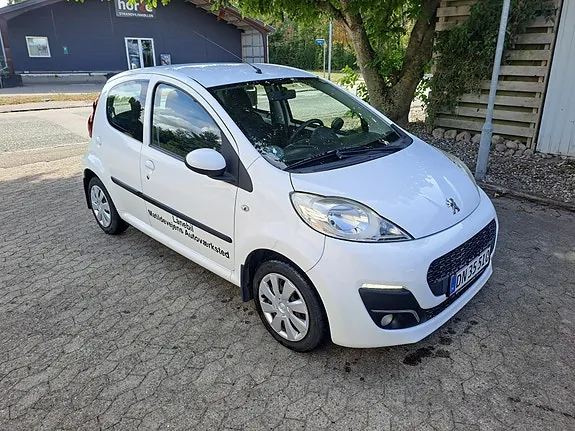 Peugeot 107 2013 photo 4