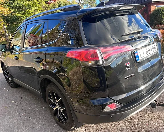 Toyota Rav4 2017 photo 3