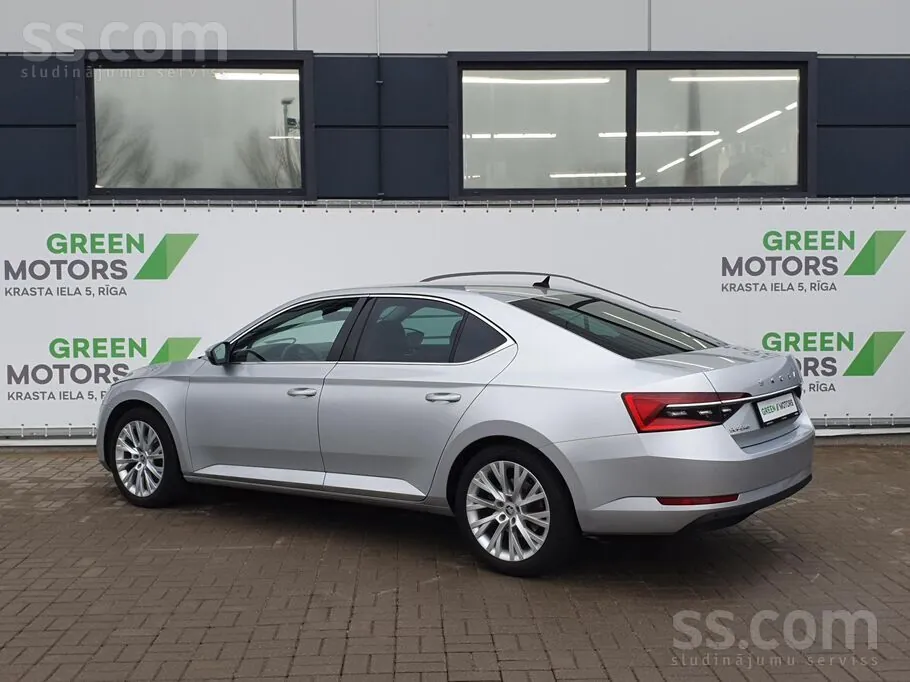 Skoda Superb 2023 photo 5
