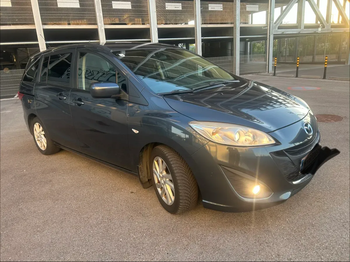 Mazda Mazda5 2012 photo 3